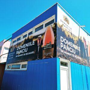 banere publicitare pentru peretii din exterior